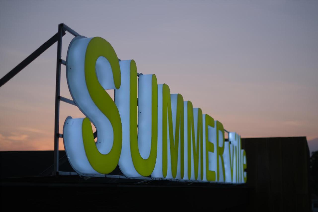 Hotel Summerville 마잘렝카 외부 사진