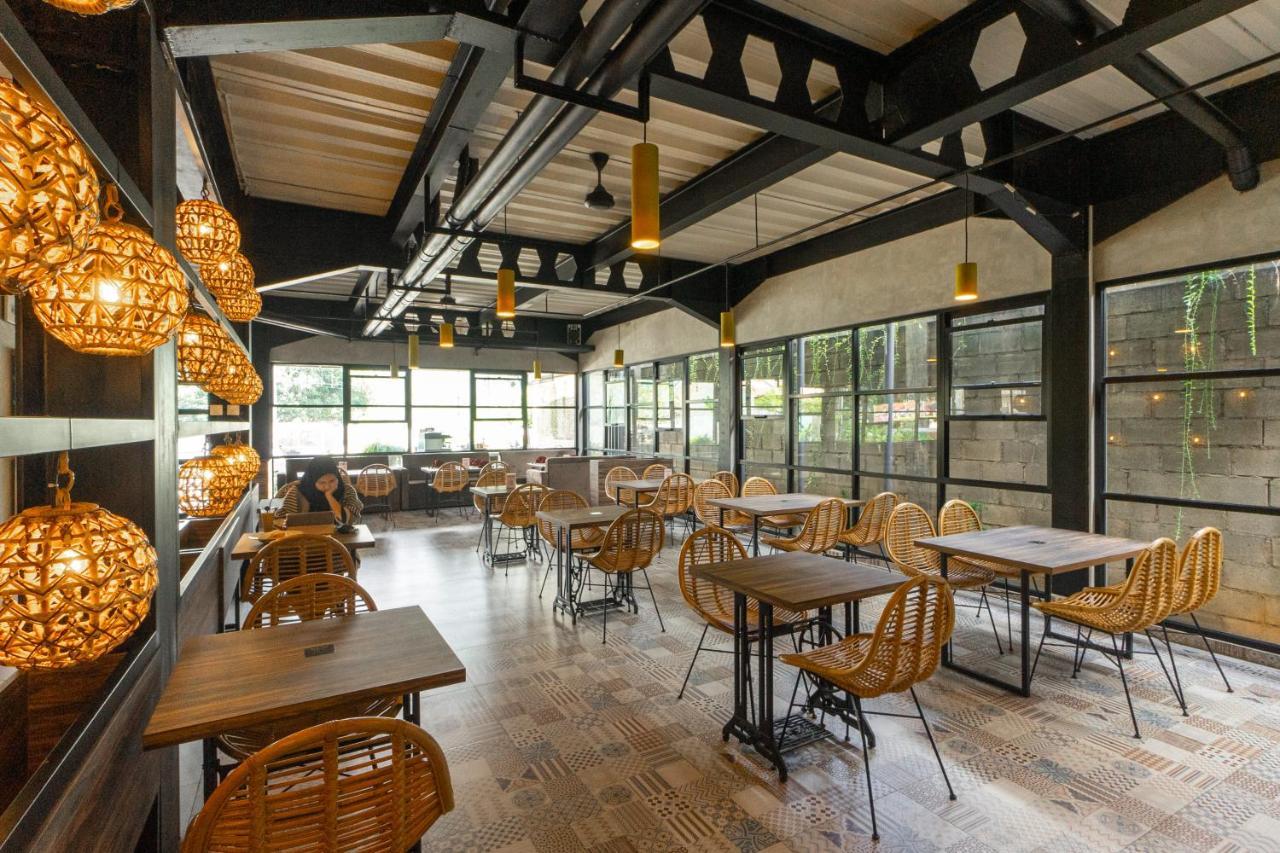 Hotel Summerville 마잘렝카 외부 사진