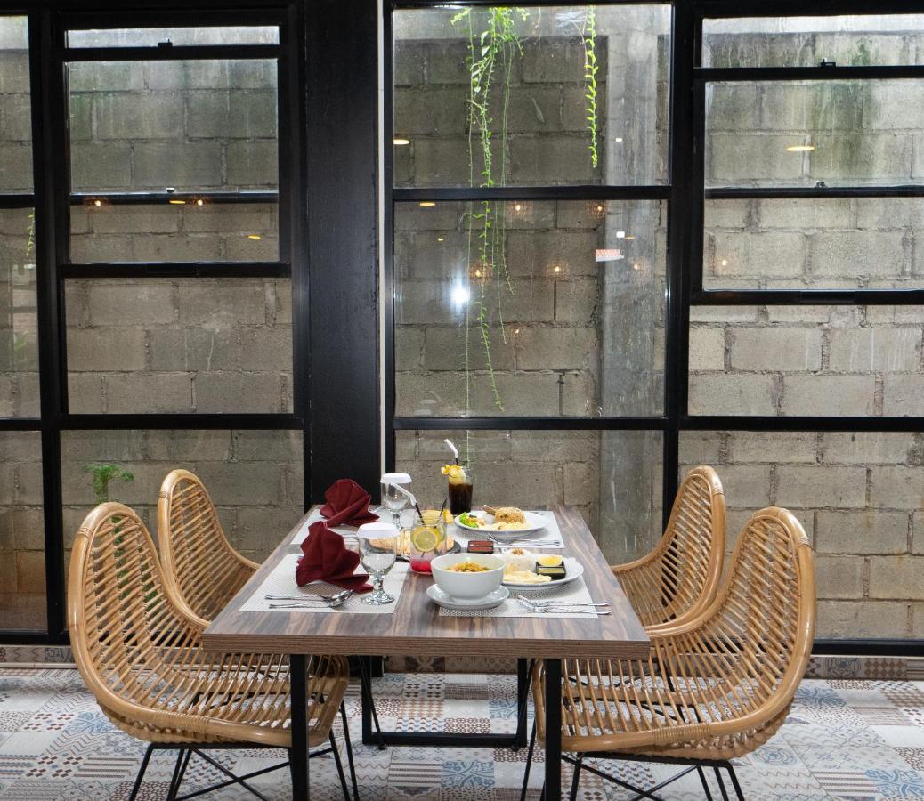 Hotel Summerville 마잘렝카 외부 사진