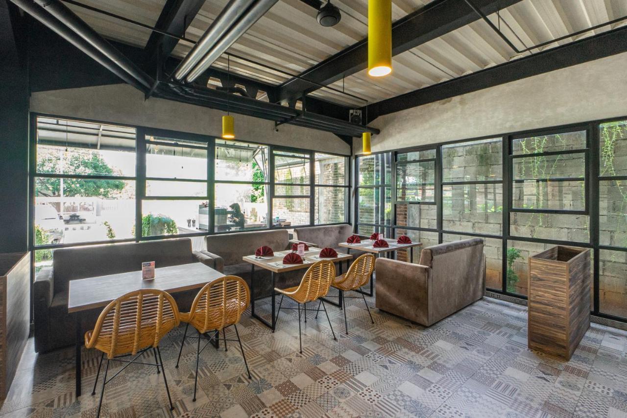 Hotel Summerville 마잘렝카 외부 사진