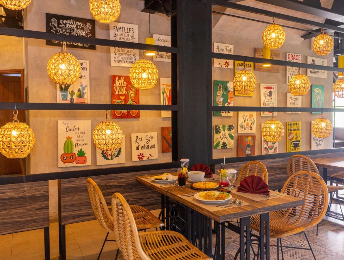 Hotel Summerville 마잘렝카 외부 사진